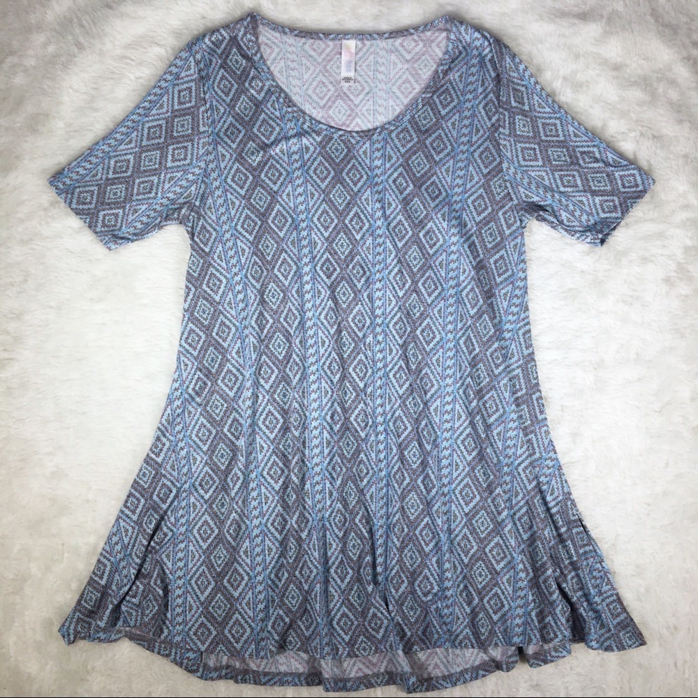 🔥2 for $15🔥Lularoe Blue Purple Aztec Perfect Tee